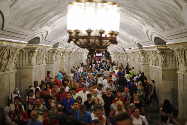 Crowd in Moscow Metro